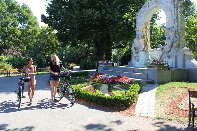 Vienna City Bike Tour - The guides make the biggest difference