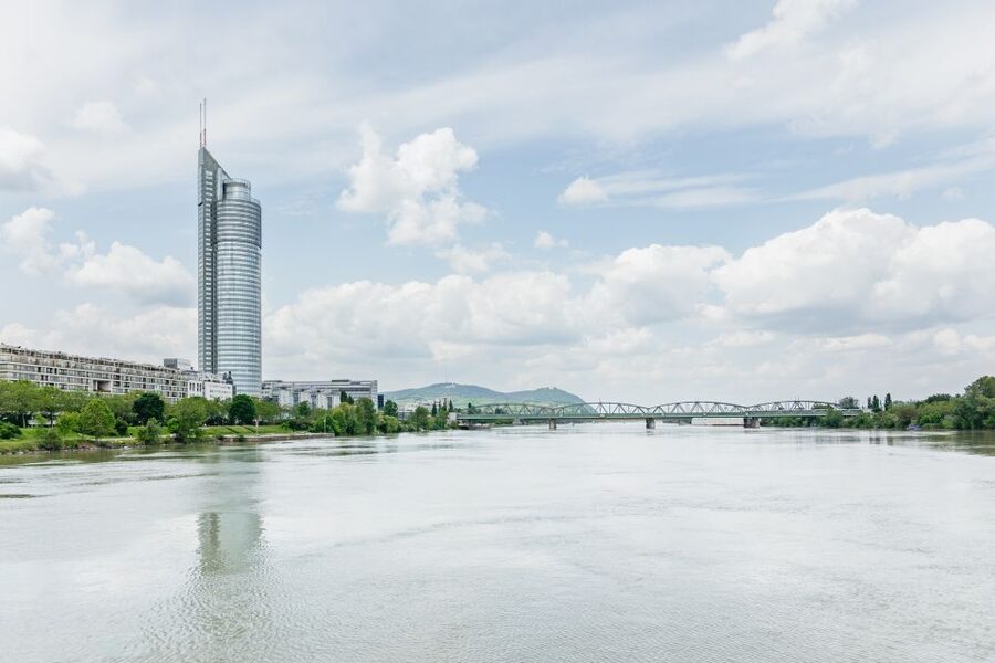 Vienna: City Cruise with Optional Lunch - Should you book the Vienna canal cruise?