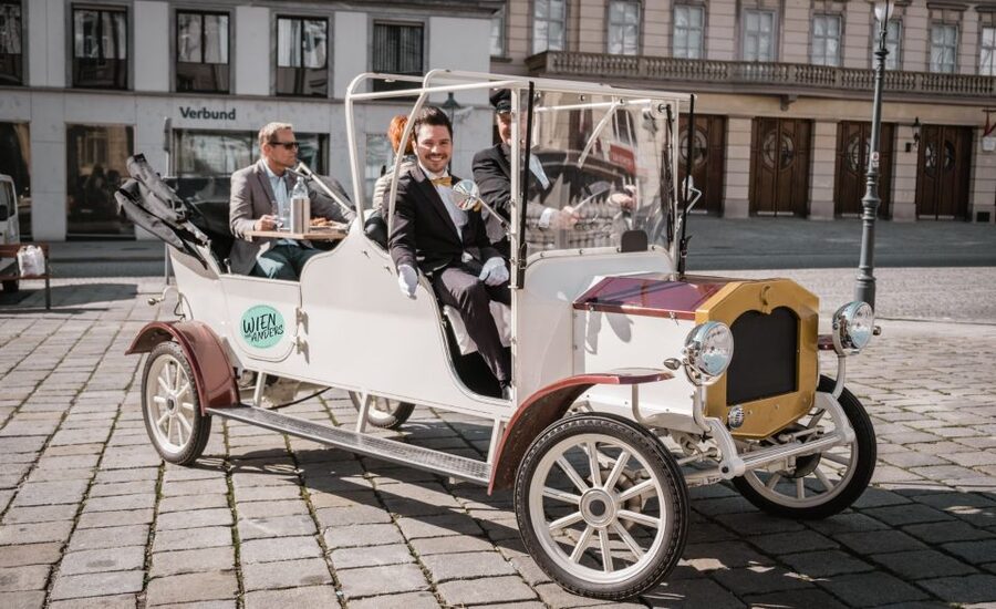 Vienna: City Sightseeing Tour in an Electro Vintage Car - Hofburg, Volksgarten, and the imperial heart