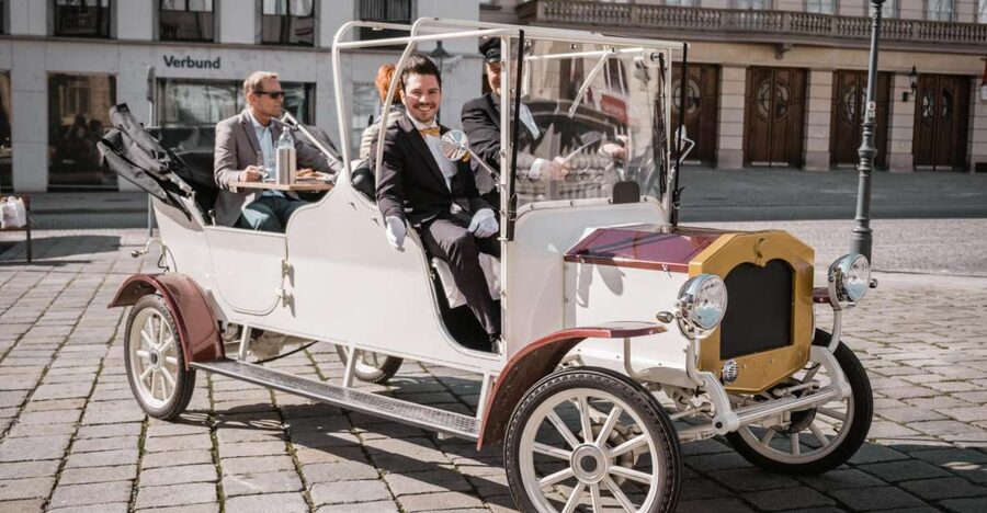 Vienna: Culinary Sightseeing Tour in an Electric Vintage Car - First course at Zum Schwarzen Kameel