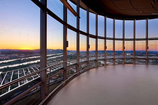 Vienna Danube Tower - Booking the Turm Restaurant