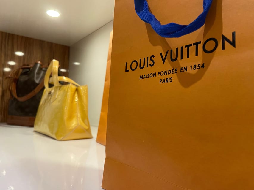 Vienna: Designer Fashion Time Capsule Experience - Why this short Vienna fashion visit is different