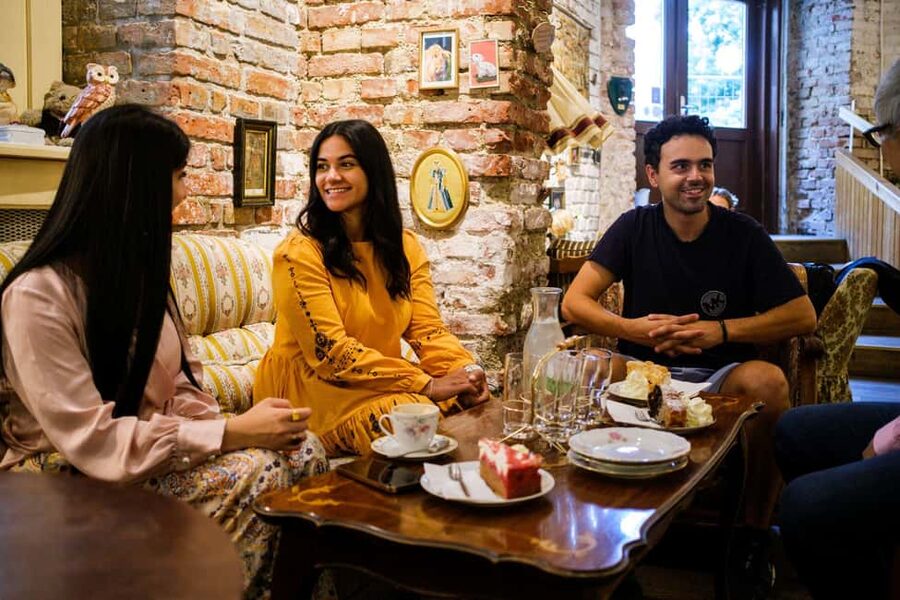 Vienna: Dessert Tour with Pastries, Cakes & Hidden Cafes - Naschmarkt and the final stop