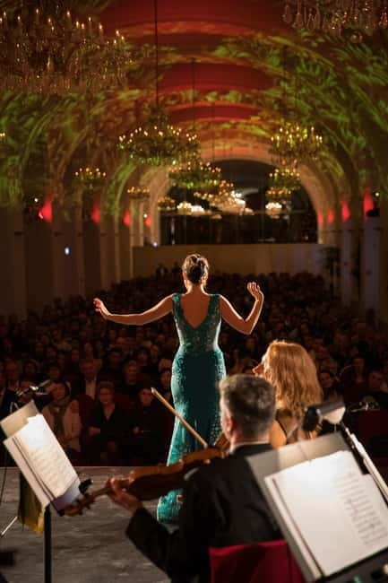 Vienna: Dinner & Concert at Schönbrunn Palace - Key points to know