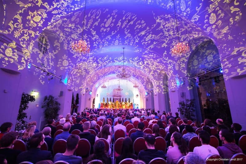 Vienna: Dinner & Concert at Schönbrunn Palace - Collect your ticket before dinner