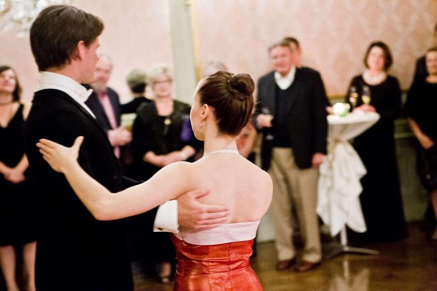 Vienna: Festive Season and New Year's Eve Waltz Workshop - The private Waltz Hall versus a formal Vienna ball
