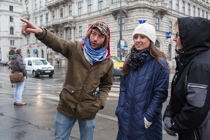 Vienna for Food Lovers: Cafés, Markets & Austrian Cuisine - Coffeehouse culture at Café Korb