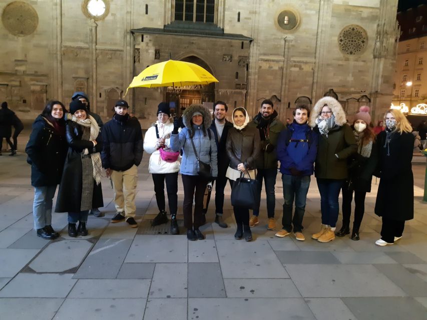 Vienna: German Guided Ghost Tour of Spooky Vienna - German guiding and the role of the guide