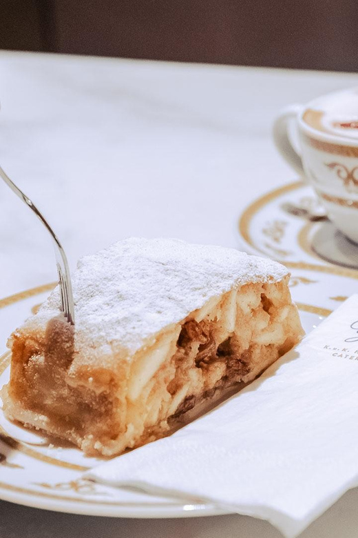 Vienna: Gerstner KuK Hofzuckerbäcker Baking Show & Tasting - How long the experience really takes