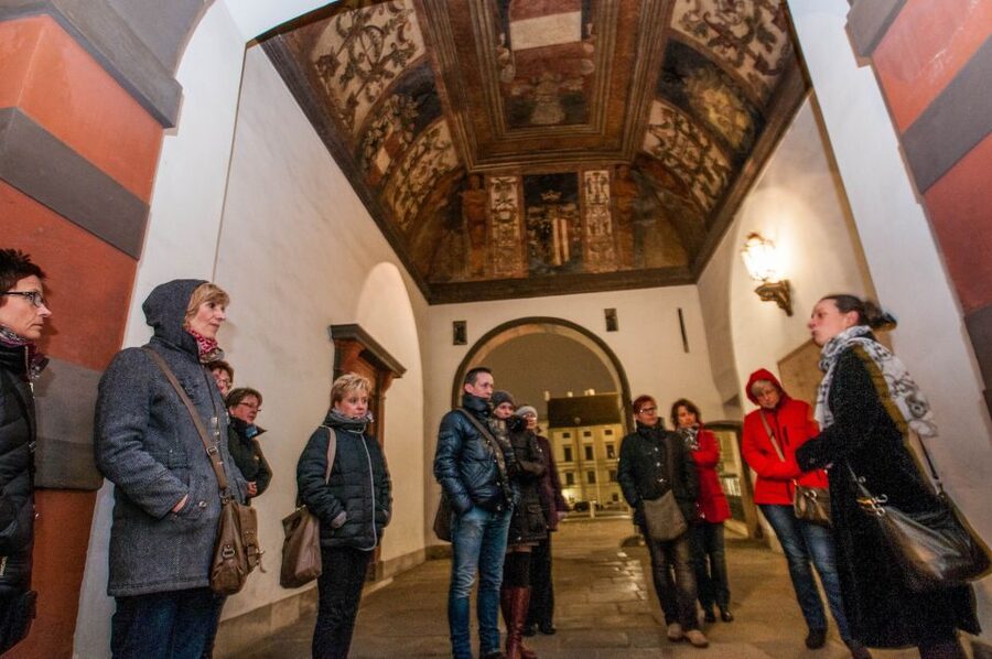 Vienna: Ghosts and Legends Guided Nighttime Walking Tour - Neuer Markt and the city’s darker tales