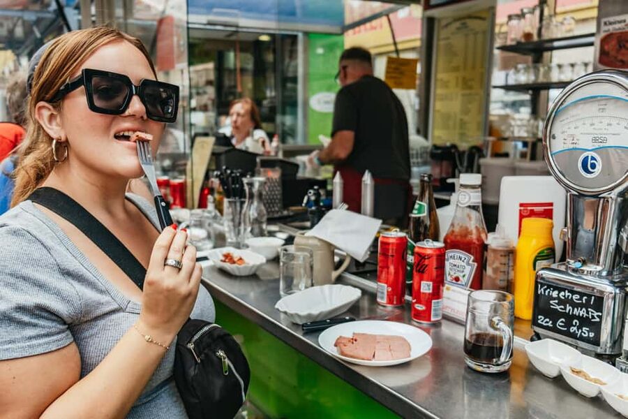 Vienna: Guided Foodie Walking Tour with Tastings and Coffee - Sausages and Vienna’s street food tradition