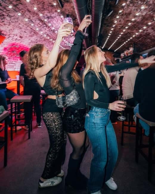 Vienna: Guided Pub Crawl with Club Entry - Kaktus Club and the shift toward dancing