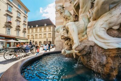 Guided Walking Tour of City Center Highlights