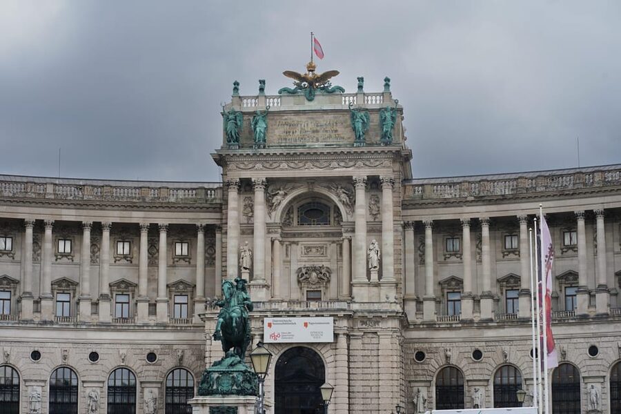 Vienna: Guided Walking Tour of City Highlights & Hidden Gems - The Spanish Riding School and Vienna’s court traditions