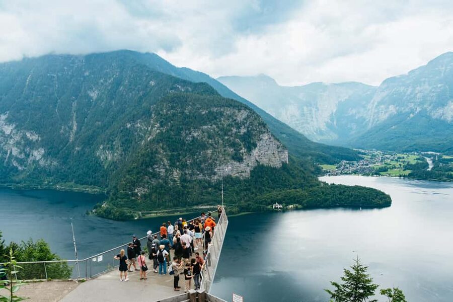 Vienna: Hallstatt & Alpine Peaks Day Trip with Skywalk Lift - Key points to know before booking