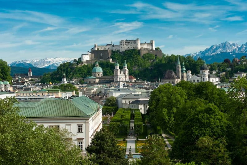 Vienna: Hallstatt, Salzburg, Melk, Alps & Lakes Day Trip - Hallstatt: beautiful, brief, and very popular