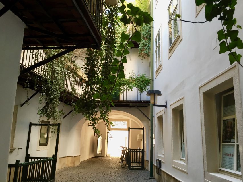 Vienna: Hidden Gems near St. Stephen's & Old University - Key points to know before booking