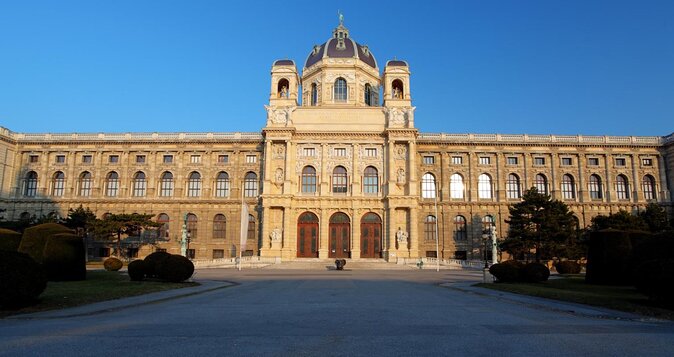 Vienna Highlights Self guided scavenger hunt and Walking Tour - Turning Vienna sightseeing into a city puzzle