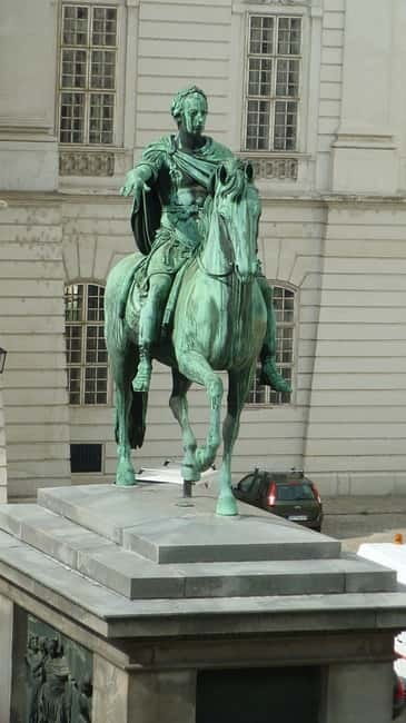 Vienna: History Highlight Walking Tour - Key points to know before booking