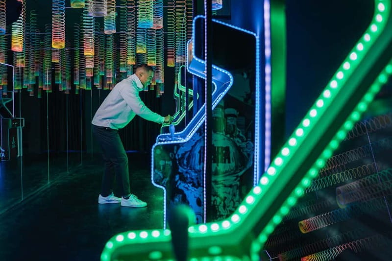 Vienna: IKONO VIENNA Immersive Experience Ticket - How to get the most from your hour