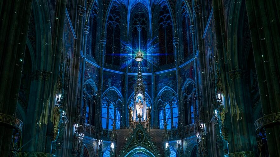 Vienna: Light of Creation Votive Church Immersive Light Show - The sound is half the experience
