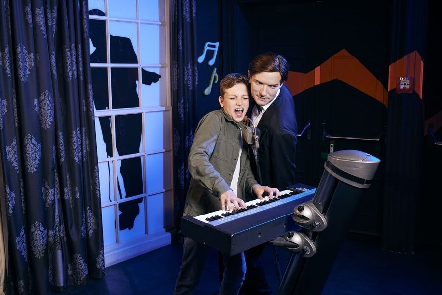 Vienna: Madame Tussauds Admission Ticket - The photo experience is the real attraction