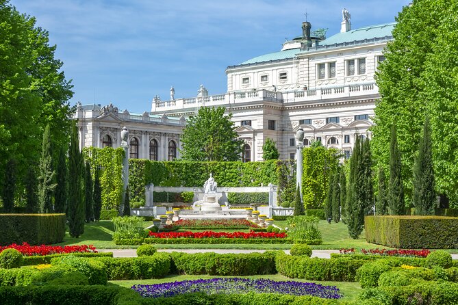 Vienna: Meet Beethoven Life Private Guided Walking Tour - Starting beneath the Secession Building’s golden dome