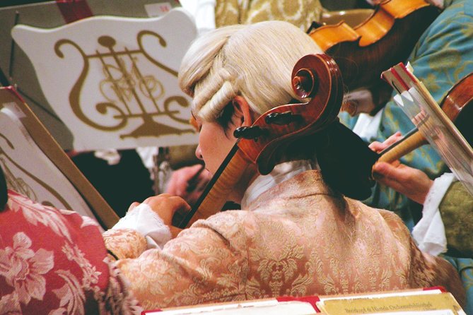 Vienna Mozart Concert in Historical Costumes at the Musikverein - Dress Code, Photos, and Practical Comfort