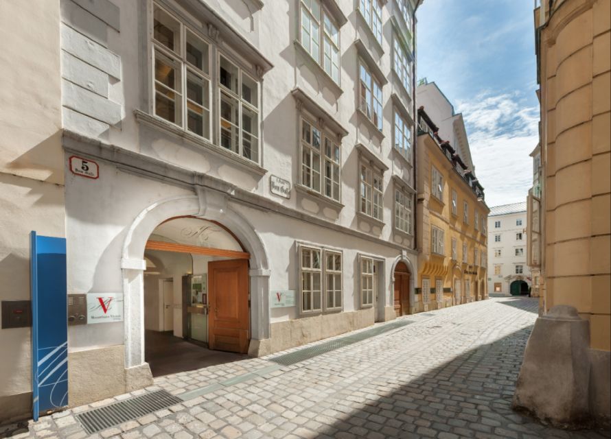 Vienna: Mozart Private Guided Tour - The Hofburg, Opera House, and Vienna’s music culture