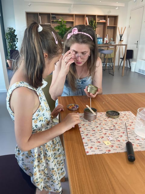 Vienna: Natural soy wax candles Workshop - A creative pause above Vienna