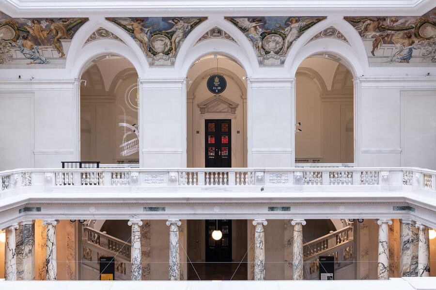 Vienna: New Hofburg Palace Audio-Guided Tour & Entry Ticket - How the one-hour audio tour works