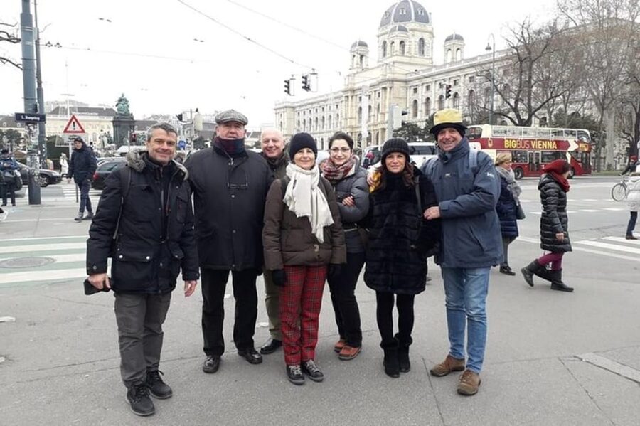 Vienna: Old Town Walking Tour with a Local Guide - Stephansplatz and the first full view of St. Stephen’s Cathedral