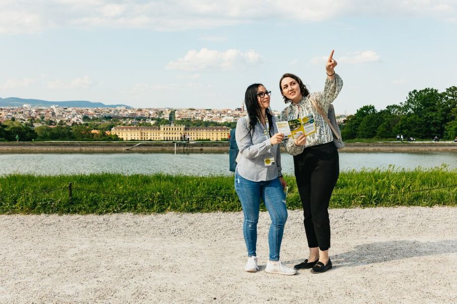 Vienna: Panorama Train Tickets to explore Schönbrunn Palace - The nine-stop loop around the grounds