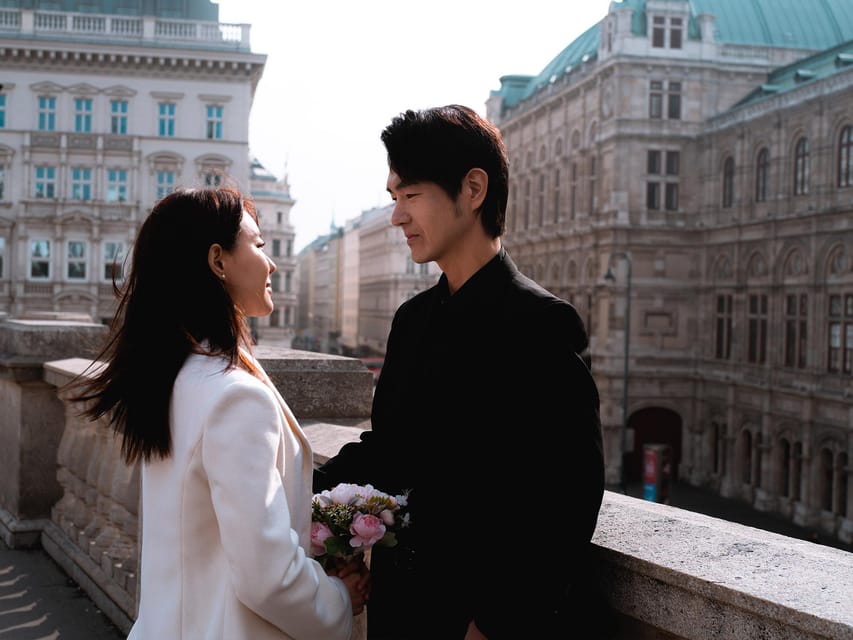 Vienna Portrait Experience: Exclusive Vienna Photo Shoot - Hofburg Palace: Vienna in its formal mode