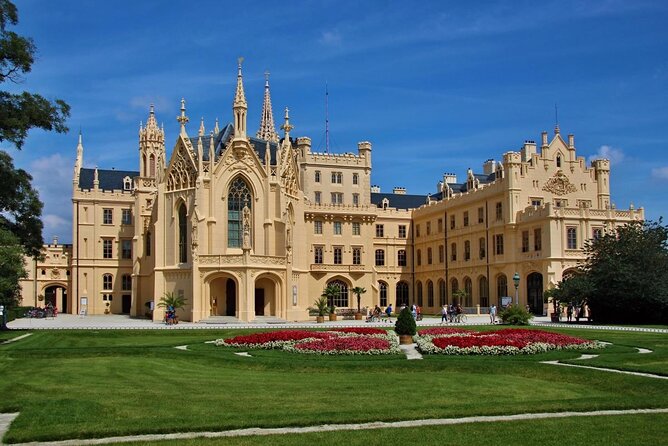 Vienna-Prague One-Way Sightseeing Tour Bus - Key points to know before booking