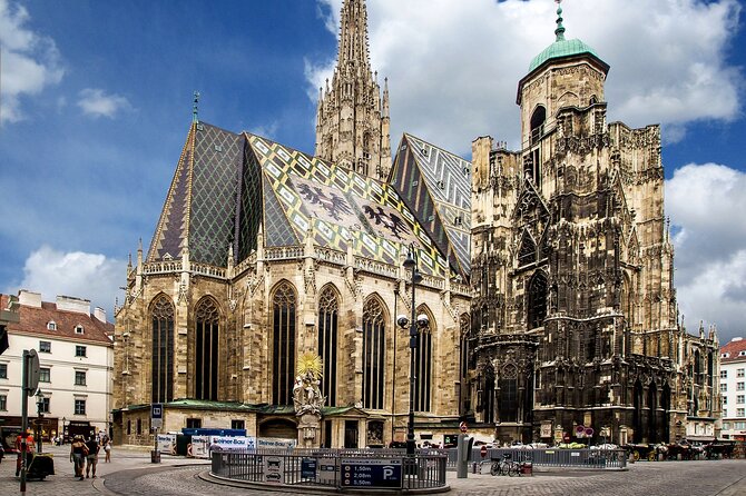 Vienna Private Bike tour - Prater brings Vienna’s lighter side into view