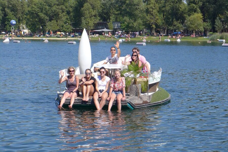 Vienna: Private Floating Island E-Boat Rental on Danube - Stopping, Anchoring, and Getting Into the Water
