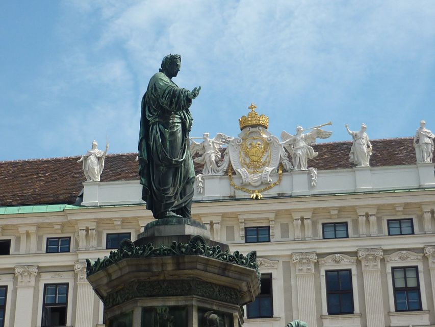 Vienna: Private Guided Walking Tour - Stephansplatz and the first look at Vienna