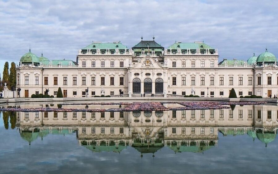 Vienna: Private Half-Day Sightseeing Tour - Belvedere Palace and its art collections