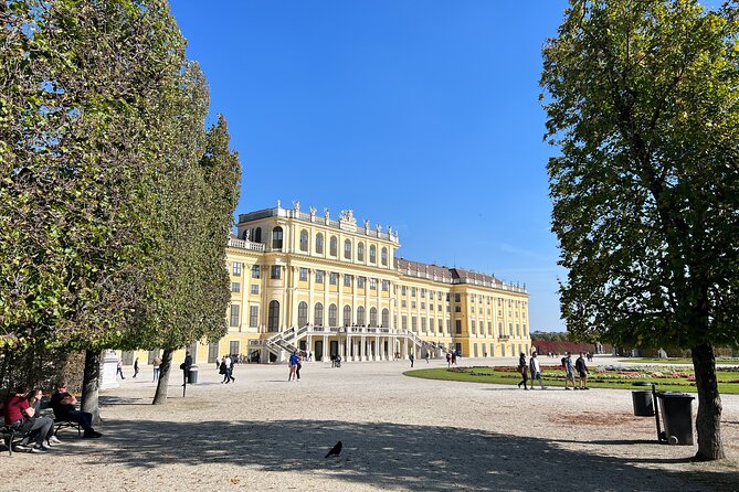 Vienna Private Schönbrunn Palace Tour, Extra Rooms and Gardens - The Great Parterre and the garden orientation