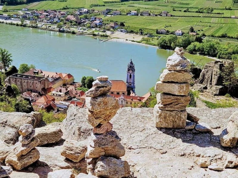 Vienna: Private Wachau tour to Dürnstein and Melk - Leaving Vienna in a Private SUV