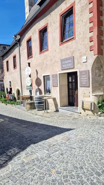 Vienna: Private Wachau tour to Dürnstein and Melk - Returning to Vienna Along the Danube