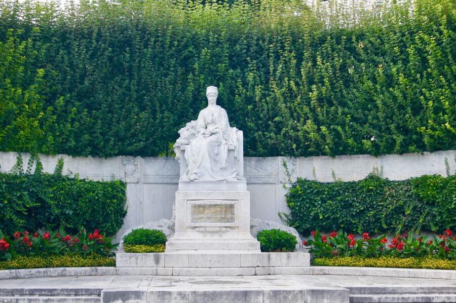 Vienna: Private Walking Tour - Hofburg Imperial Palace and the Habsburg story