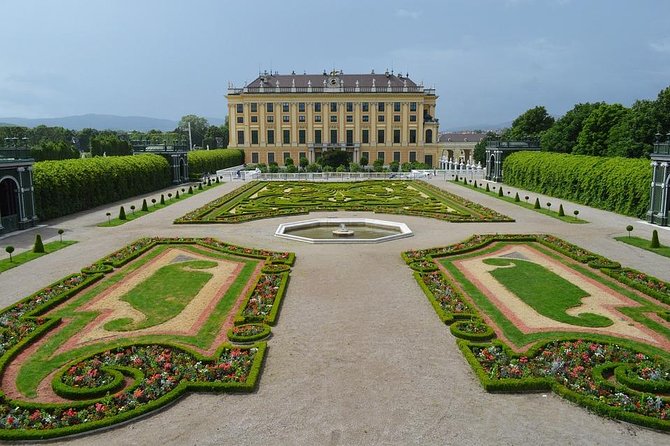 Vienna Private Walking Tour with a Local - Three hours: the best middle ground