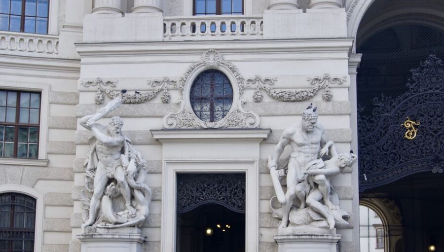 Vienna: Private Walking Tour - St. Stephen’s Cathedral and Vienna’s earliest chapters