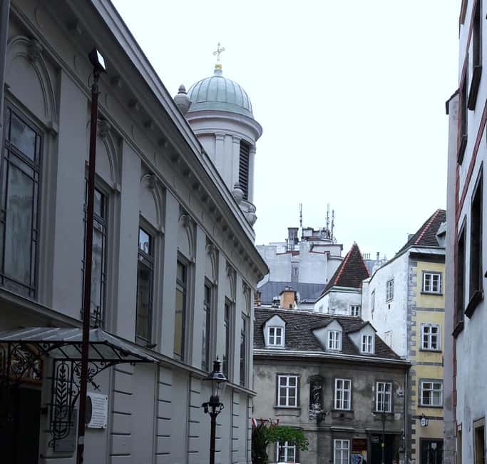 Vienna's Highlights in two hours (two options) - Schönlaterngasse and the basilisk story