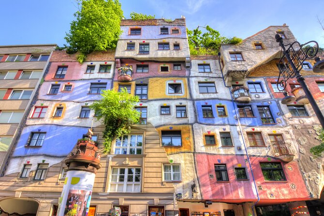 Vienna Scavenger Hunt and Highlights Self Guided Audio Tour - How the app works in real life