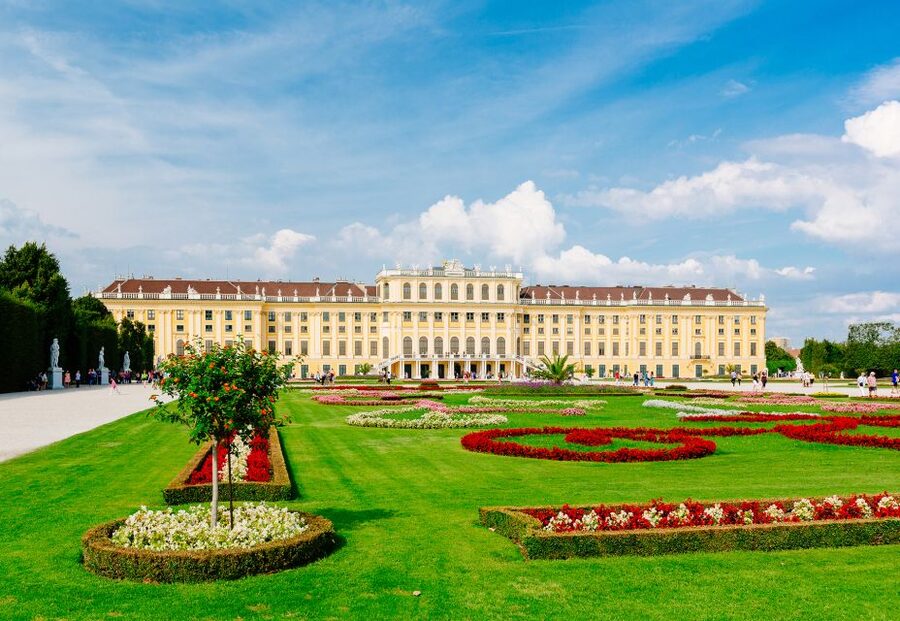 Vienna: Schönbrunn Palace & Garden Skip-the-Line Guided Tour - Meeting at the Group Center Schönbrunn