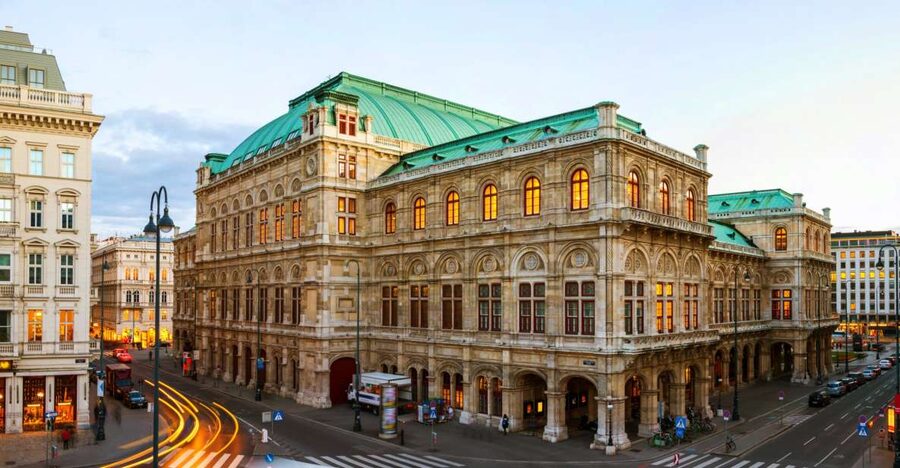 Vienna: Self-Guided Audio Walking Tour on Your Phone - A grand Vienna walk without a fixed appointment