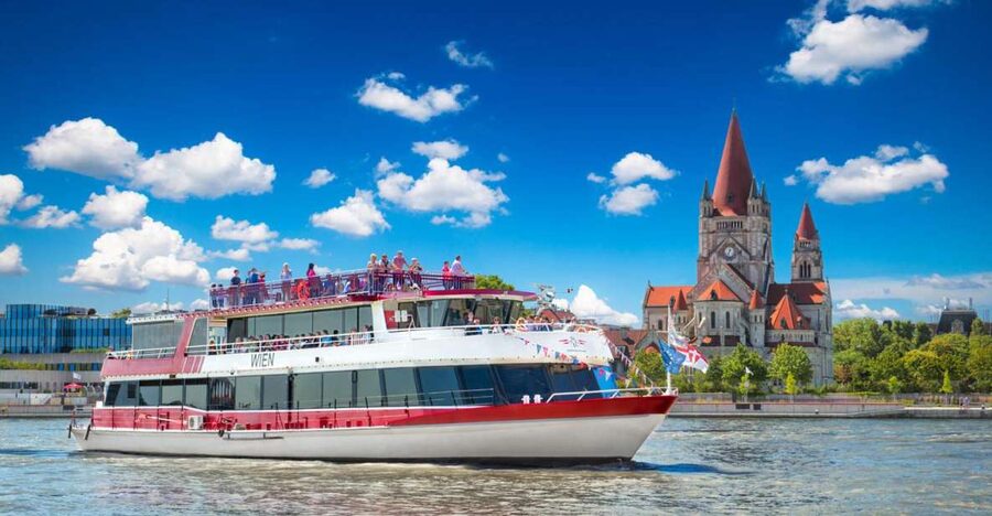 Vienna: Sightseeing Boat Tour with Lunch - The Danube Canal route, and what you will actually see